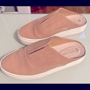 CORSO COMO Women's Trena Rose Suede Pebbled Leather Mule Slide Sneaker Sz 8.5